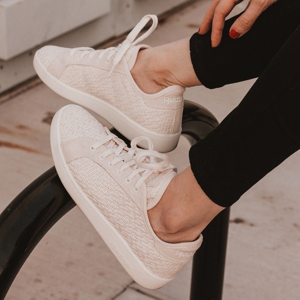 Reebok Cotton and Corn NEW. Men's 7. Women's 8/8.5